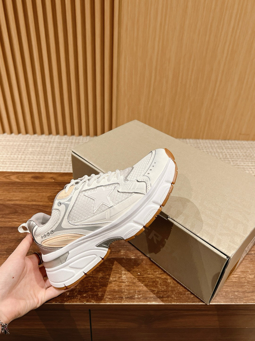 Golden Goose Sneaker