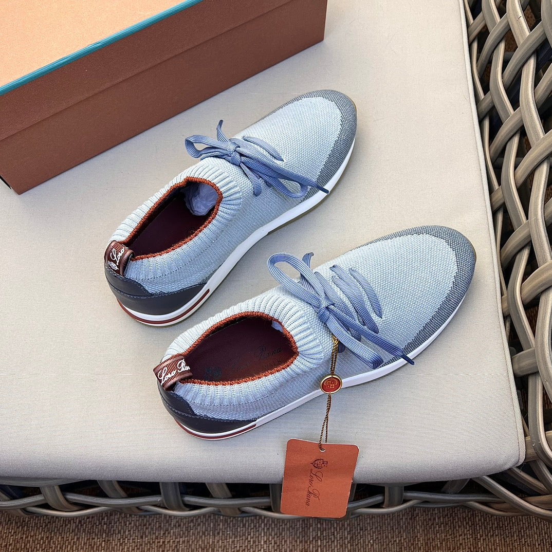 LP Sneakers