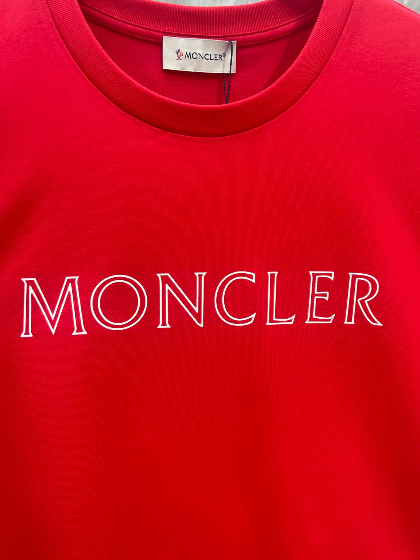 Moncler T-shirt