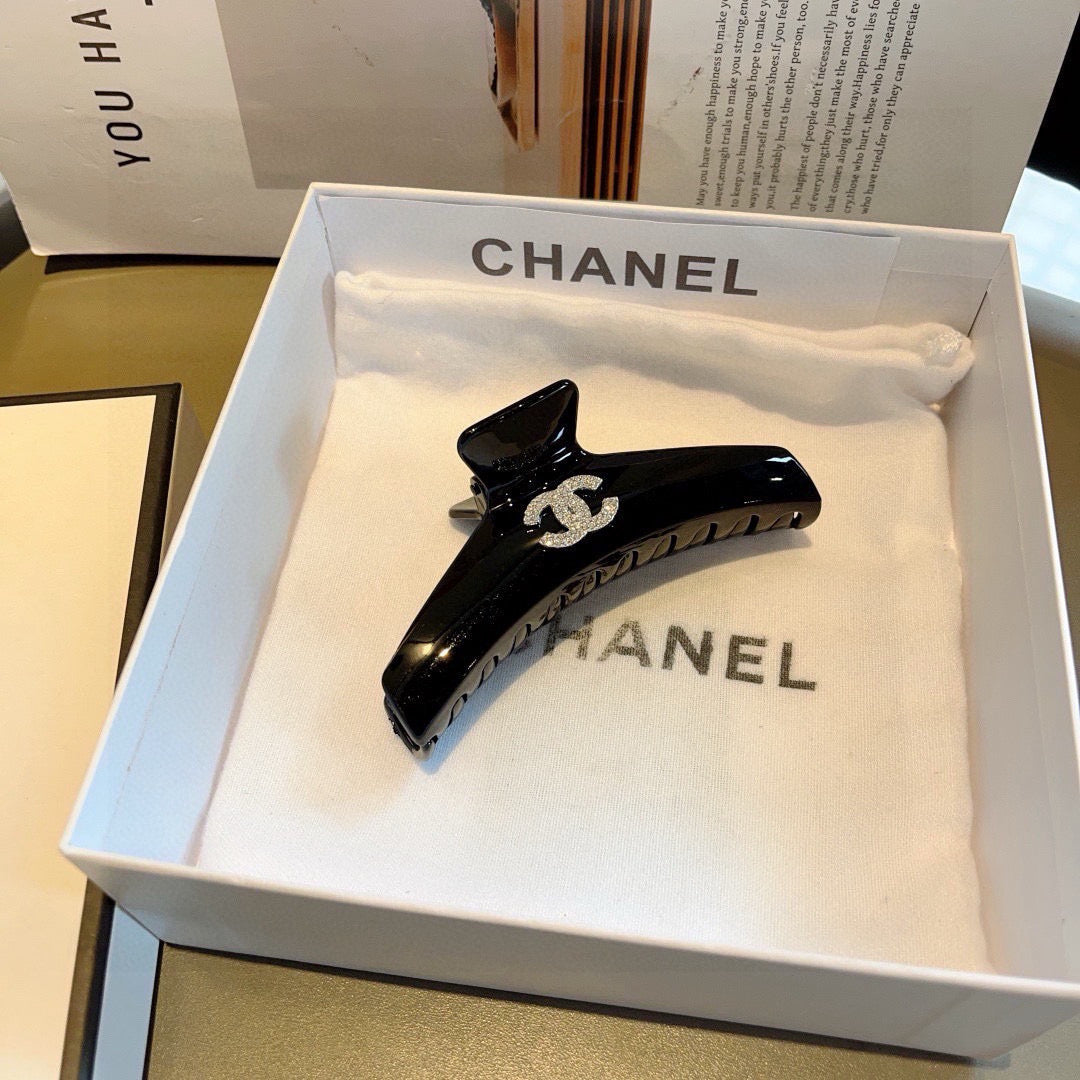 Chanel Hairpin