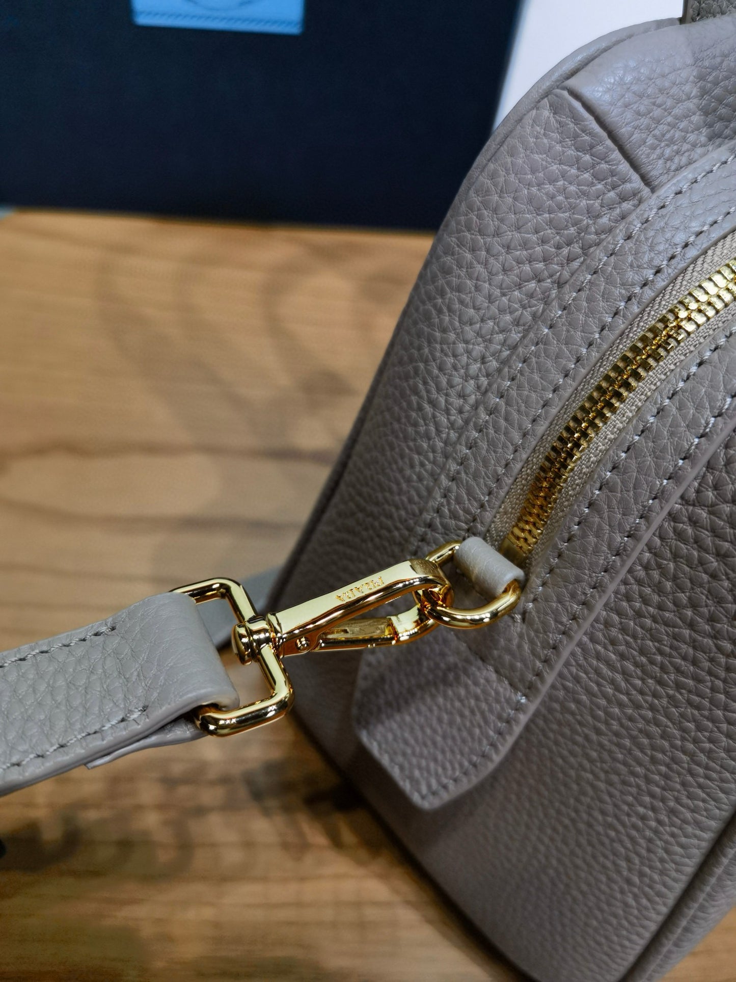 PD Clay Grey Top-Handle Bag 28x20x13cm