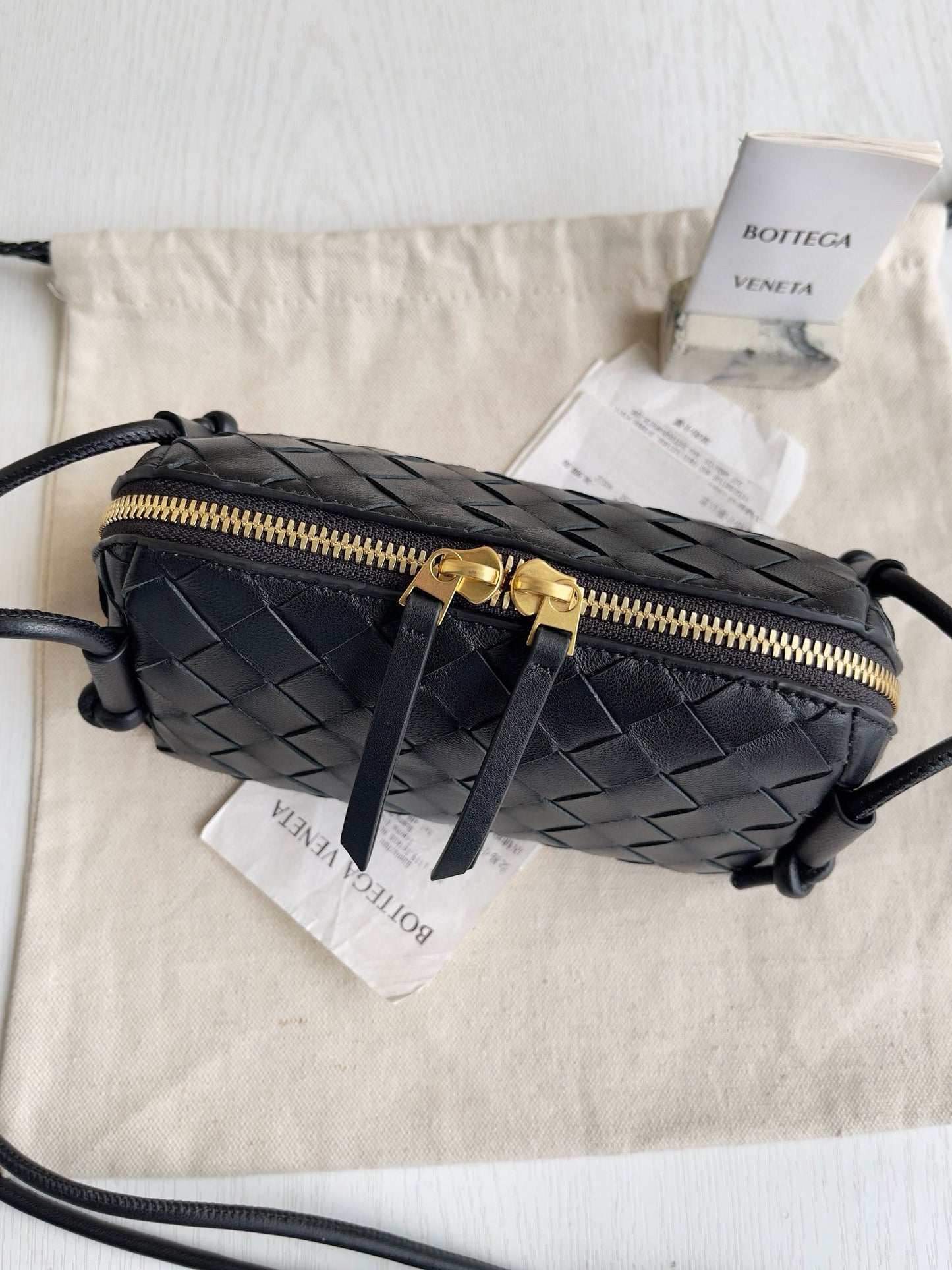 BV Intrecciato Concert Pouch Bag