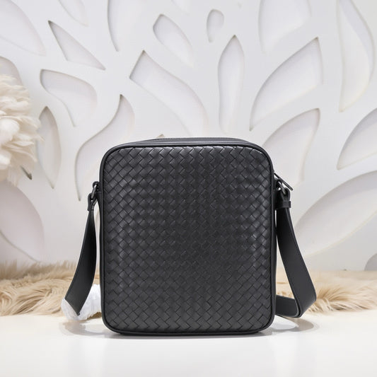 BV Cross Body Bag 25.27.6CM