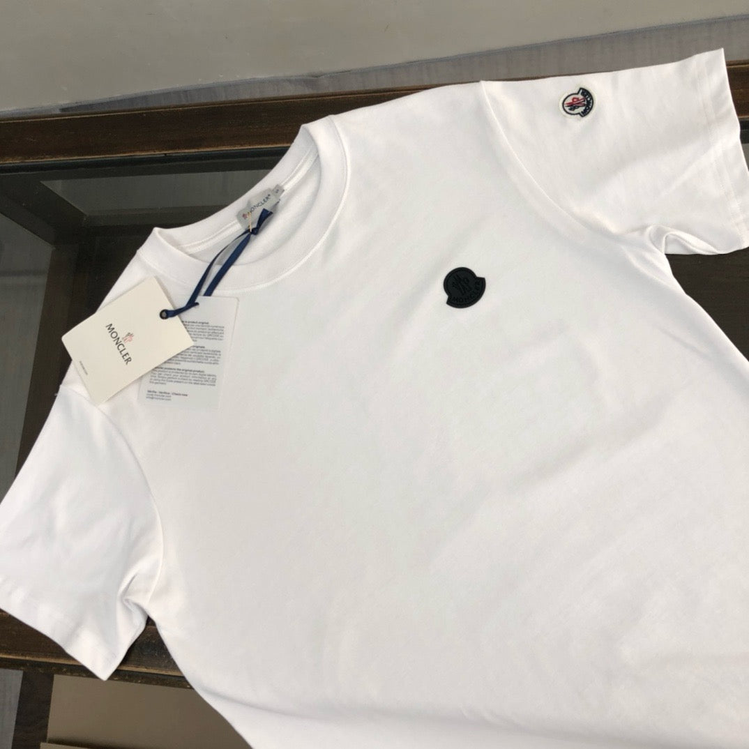 Moncler T-shirt