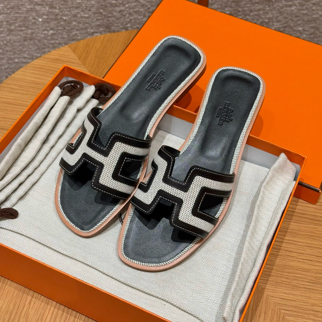 Hermes Slippers