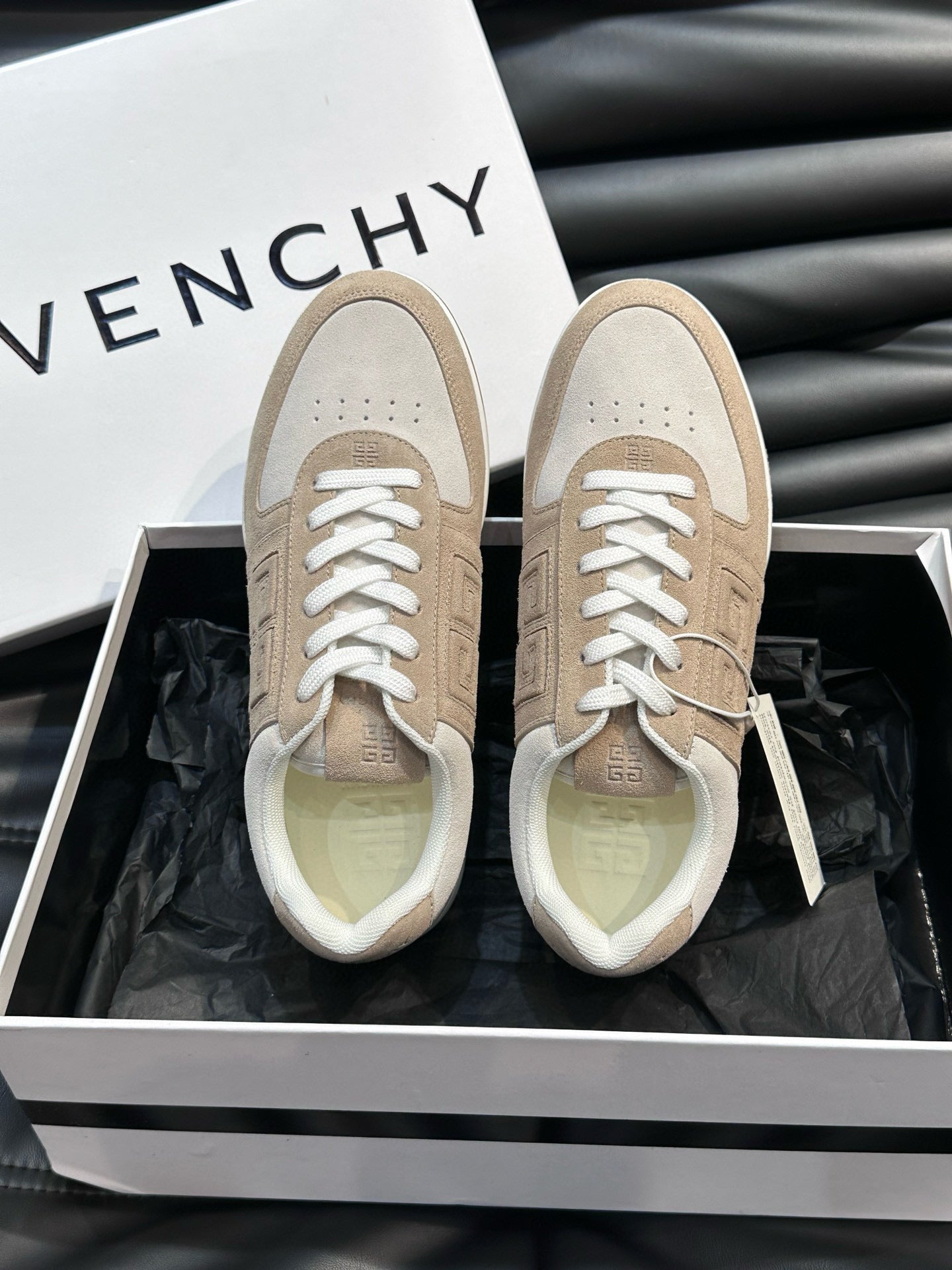 Givenchy Sneakers