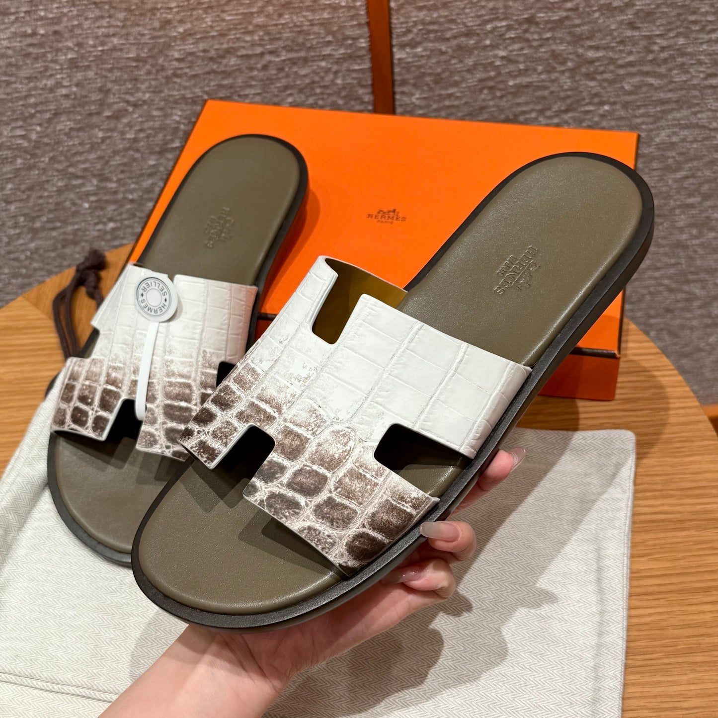 Hermes Slippers