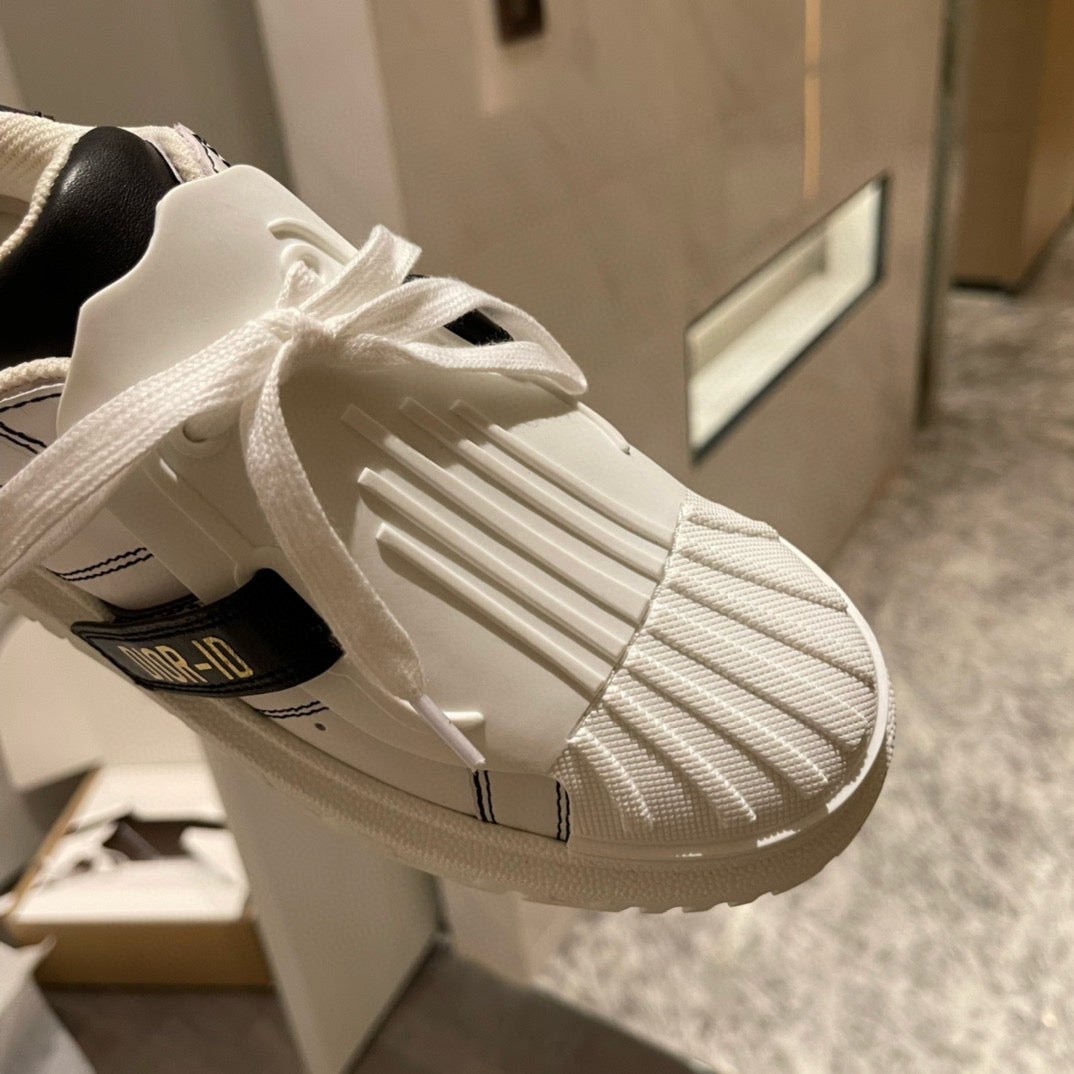 Dior Sneakers
