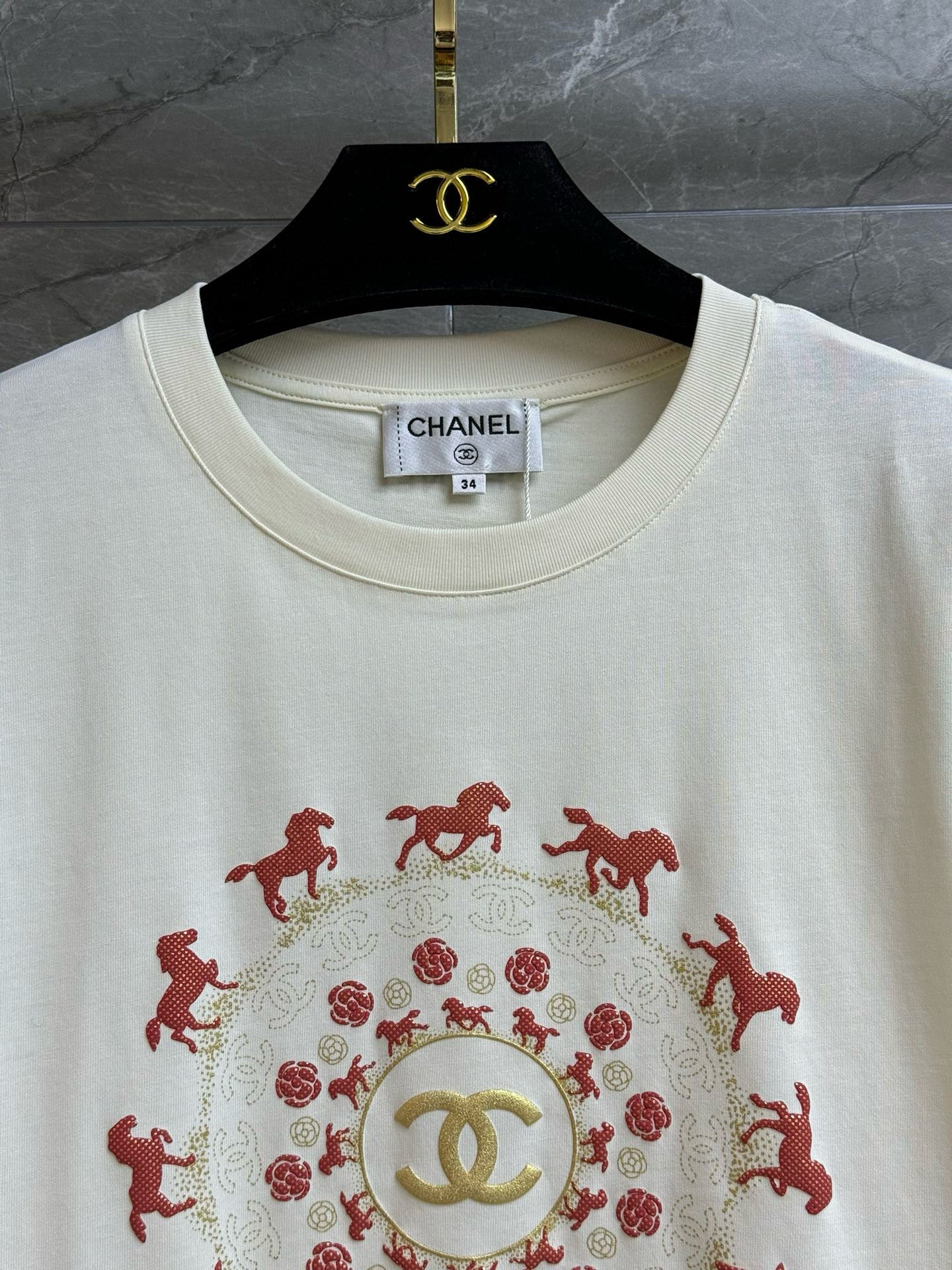 Chanel T-Shirt