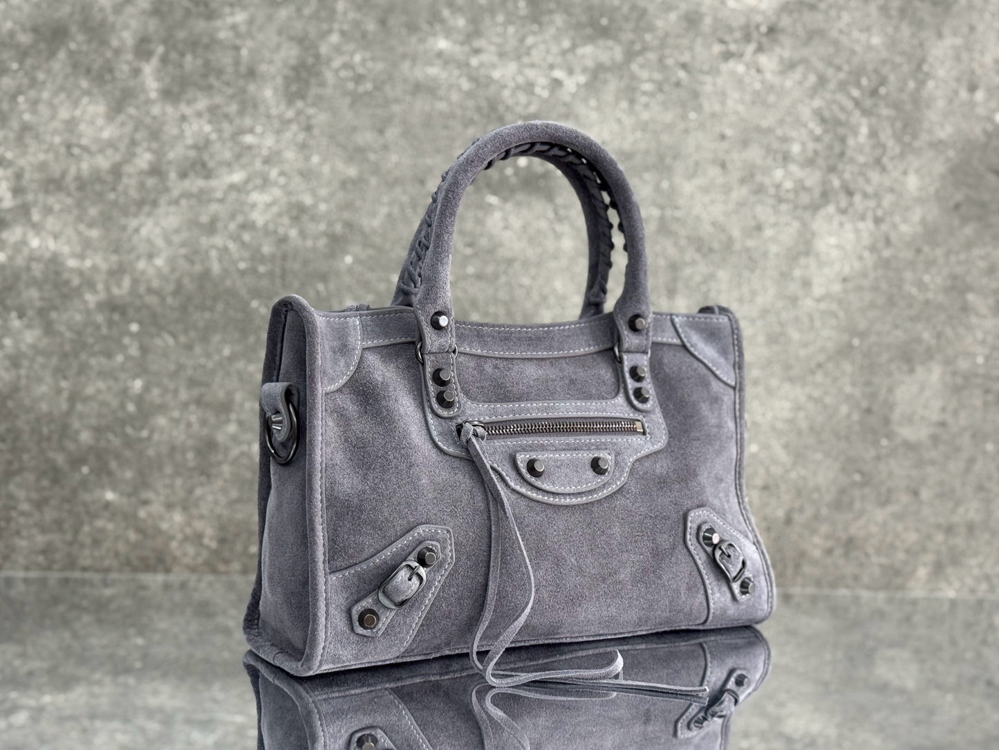 BLCG Le City First Handbag