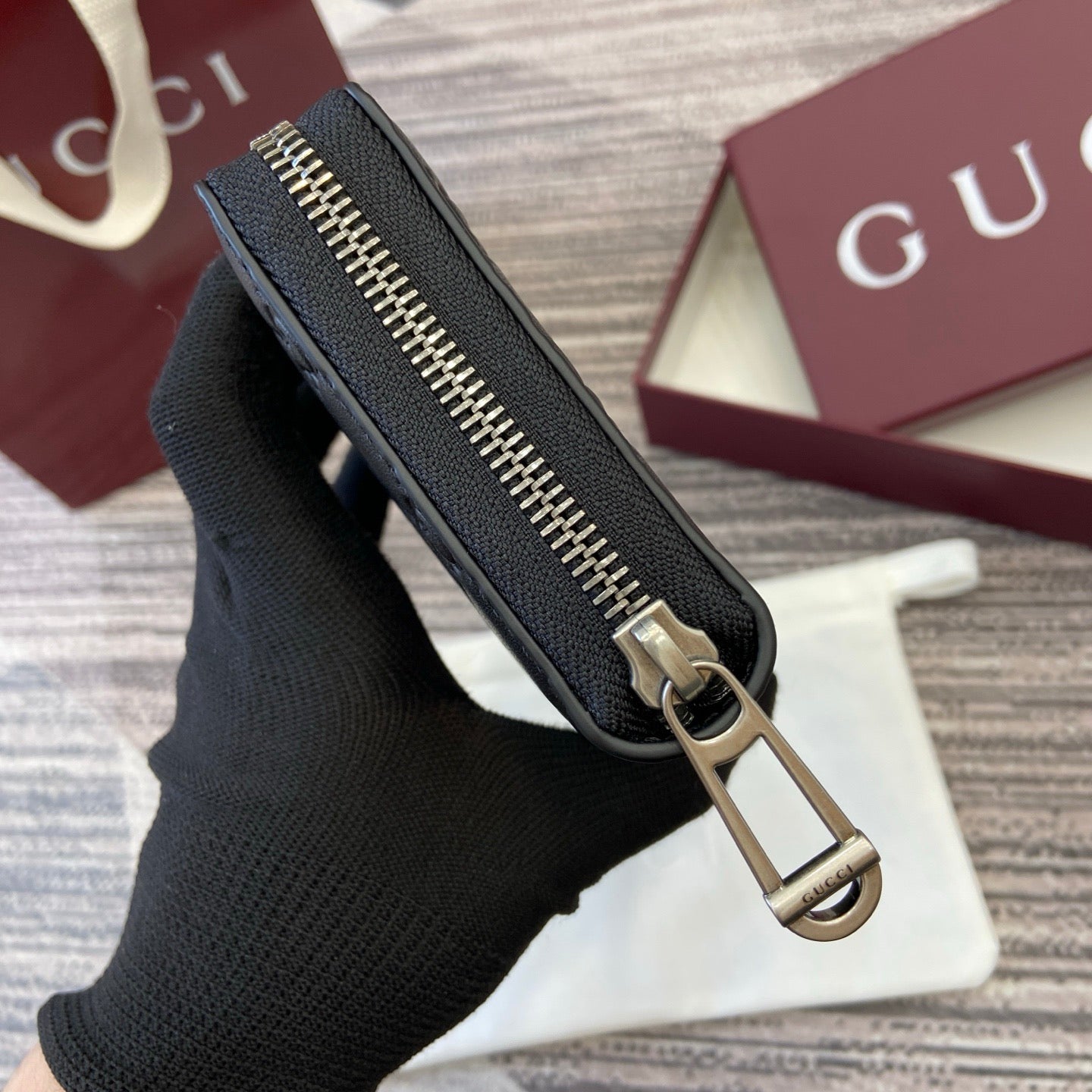 Gucci Long Zipped Wallet