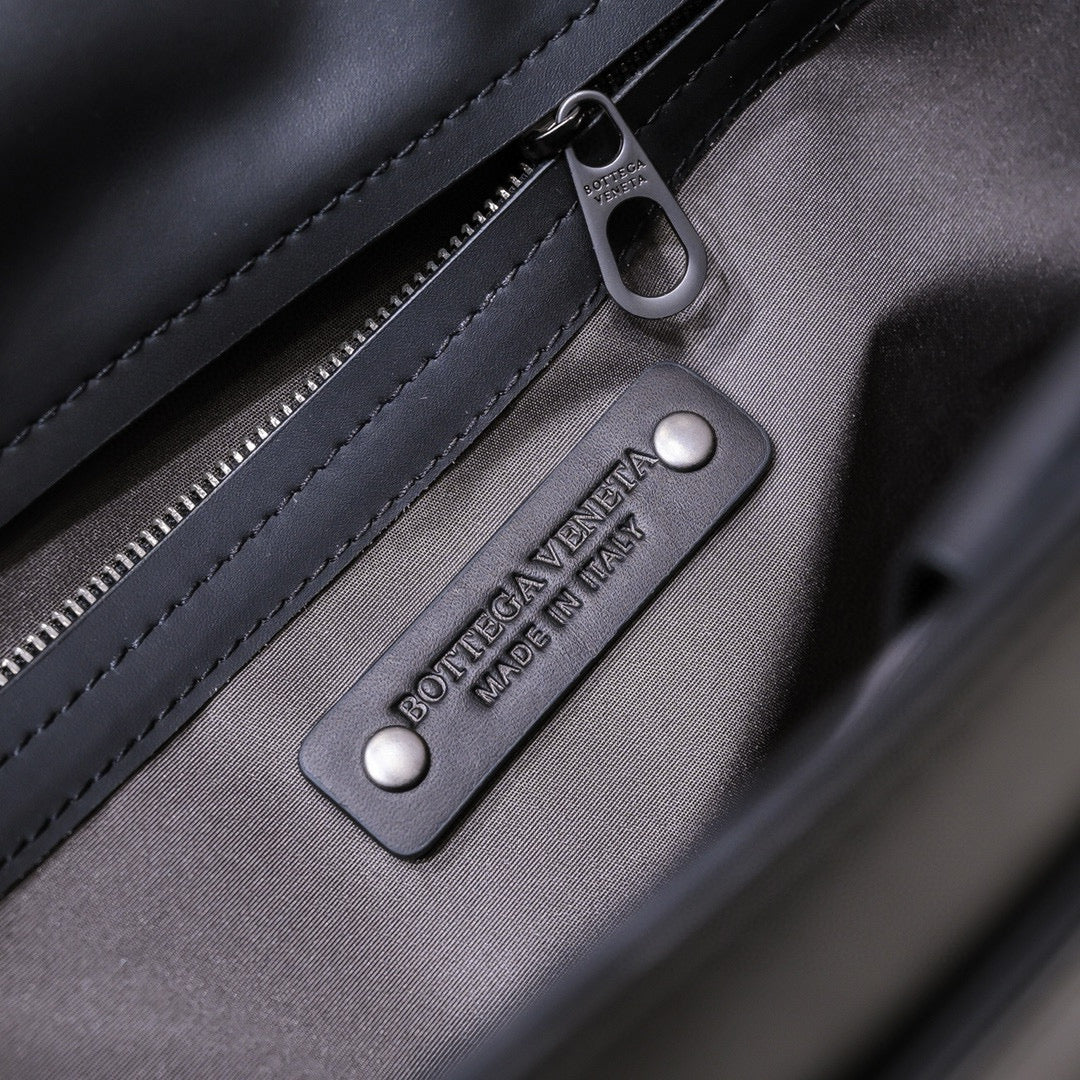 BV Handbag 40.27.8CM