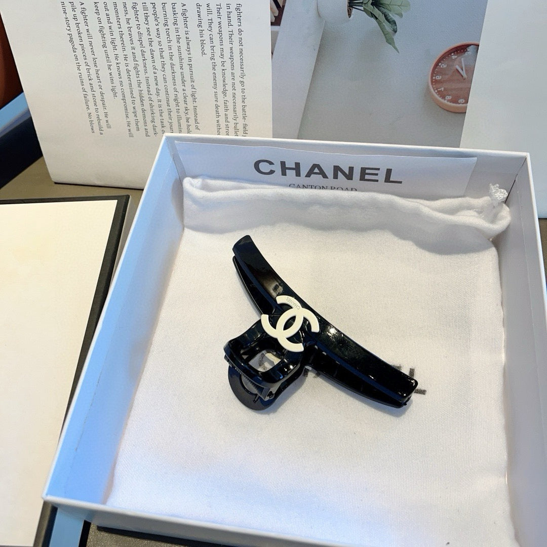 Chanel Hairpin