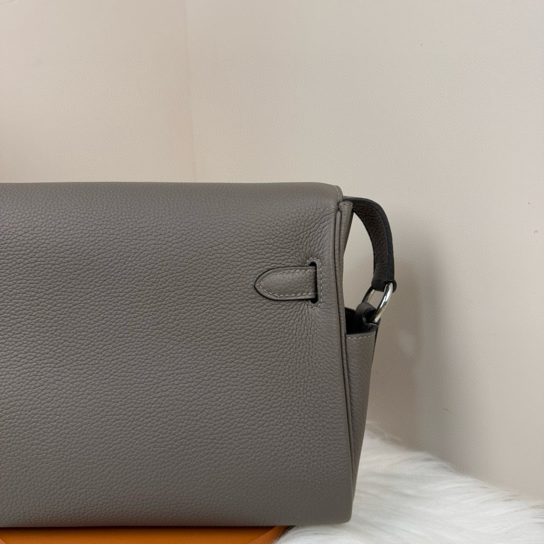 Hermes Messenger Bag