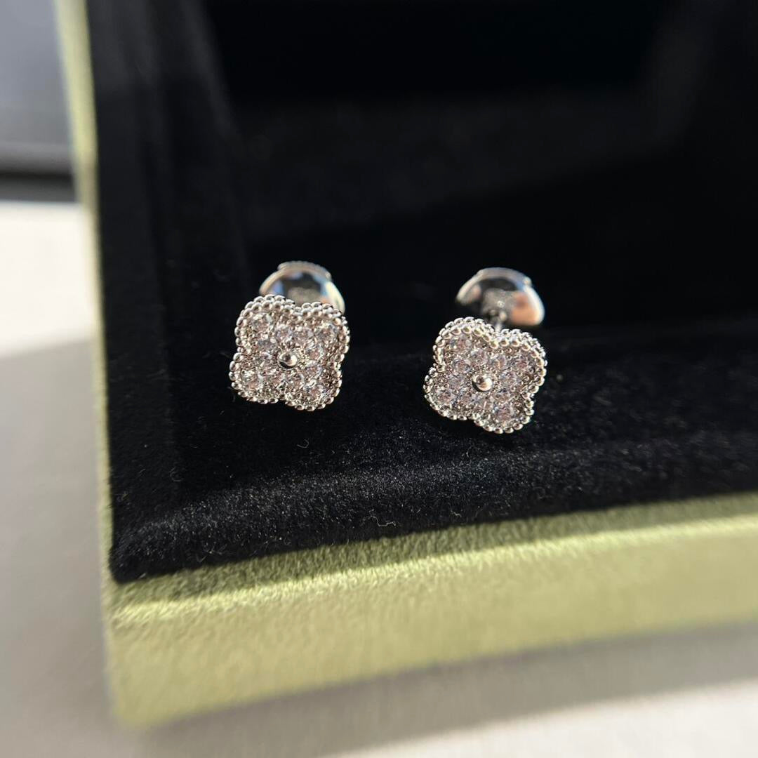 Van Cleef & Arpels Earrings