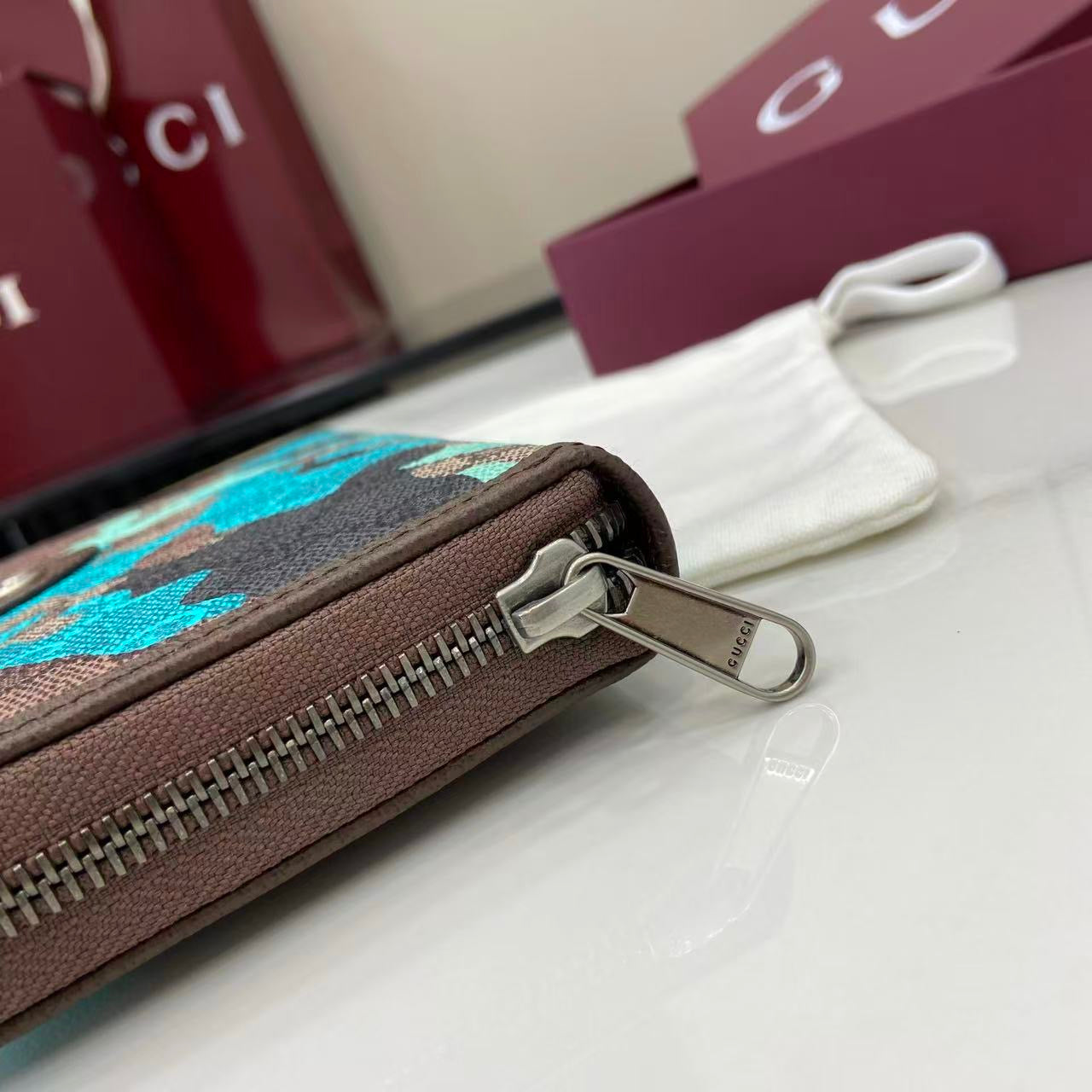 Gucci Long Zipped Wallet
