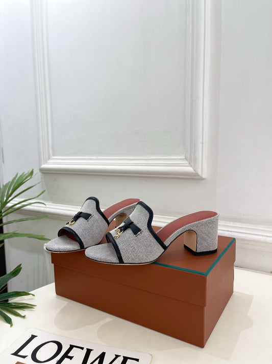 LP Sandals