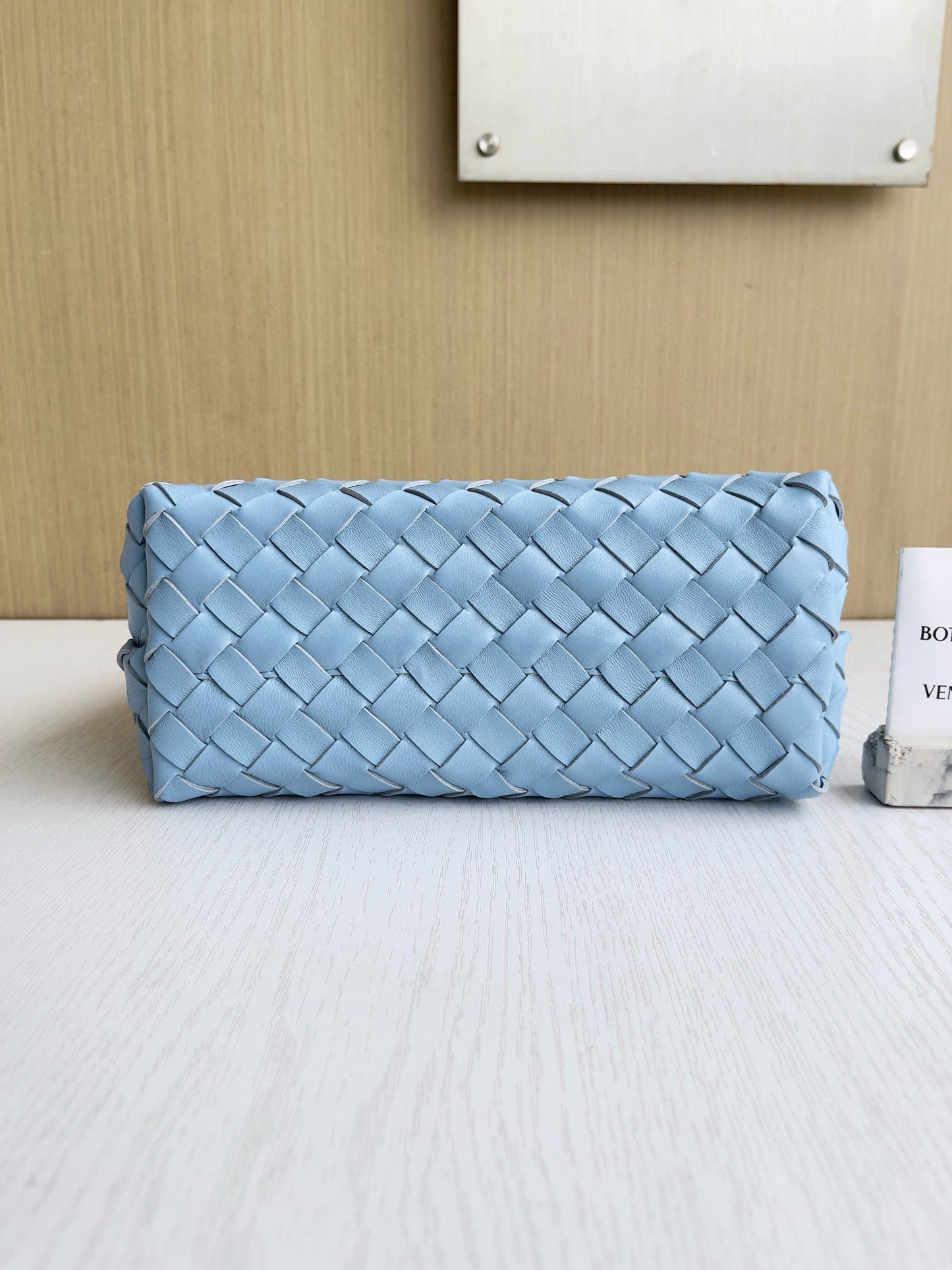 BV Andiamo Chain Bag 25x22x10.5cm