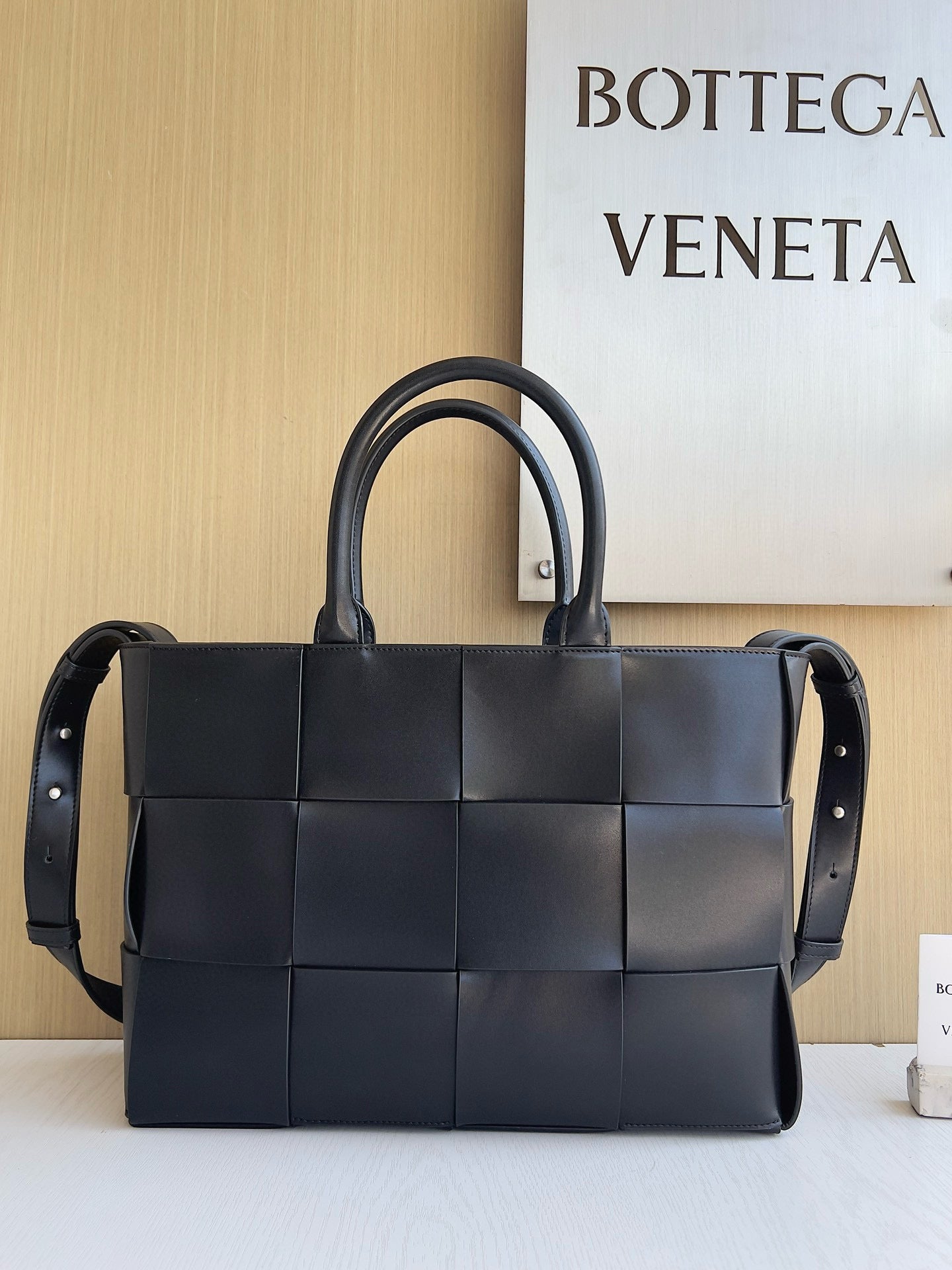 Bottega Veneta Shoulder Bag