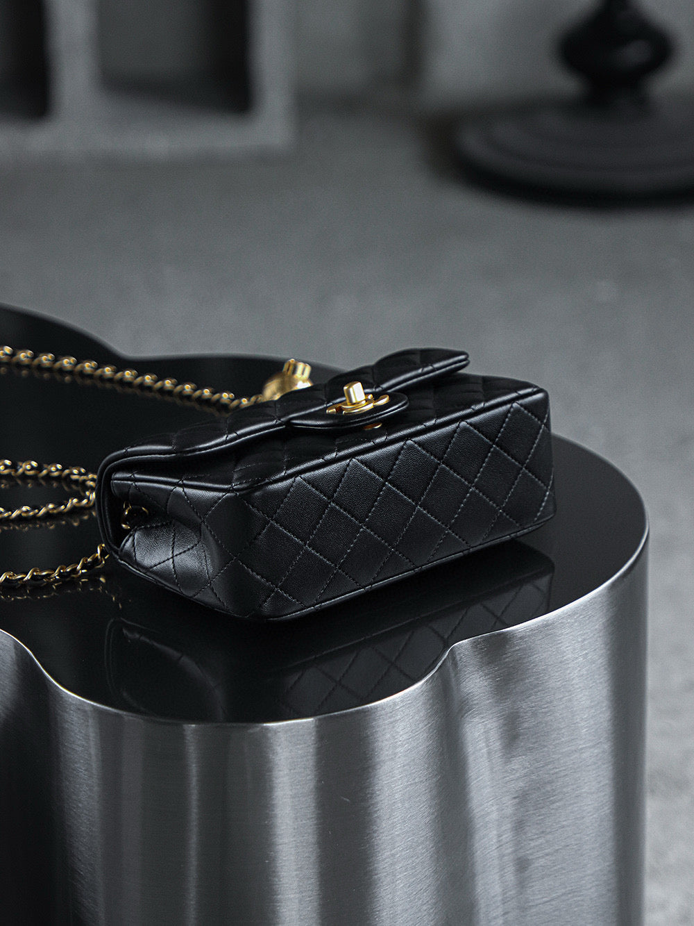 Chanel CF Mini Bag (13x20x7cm)