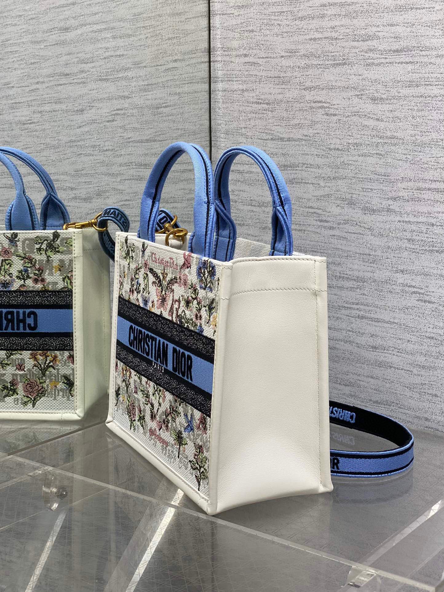 Dior Tote  26x12x21cm