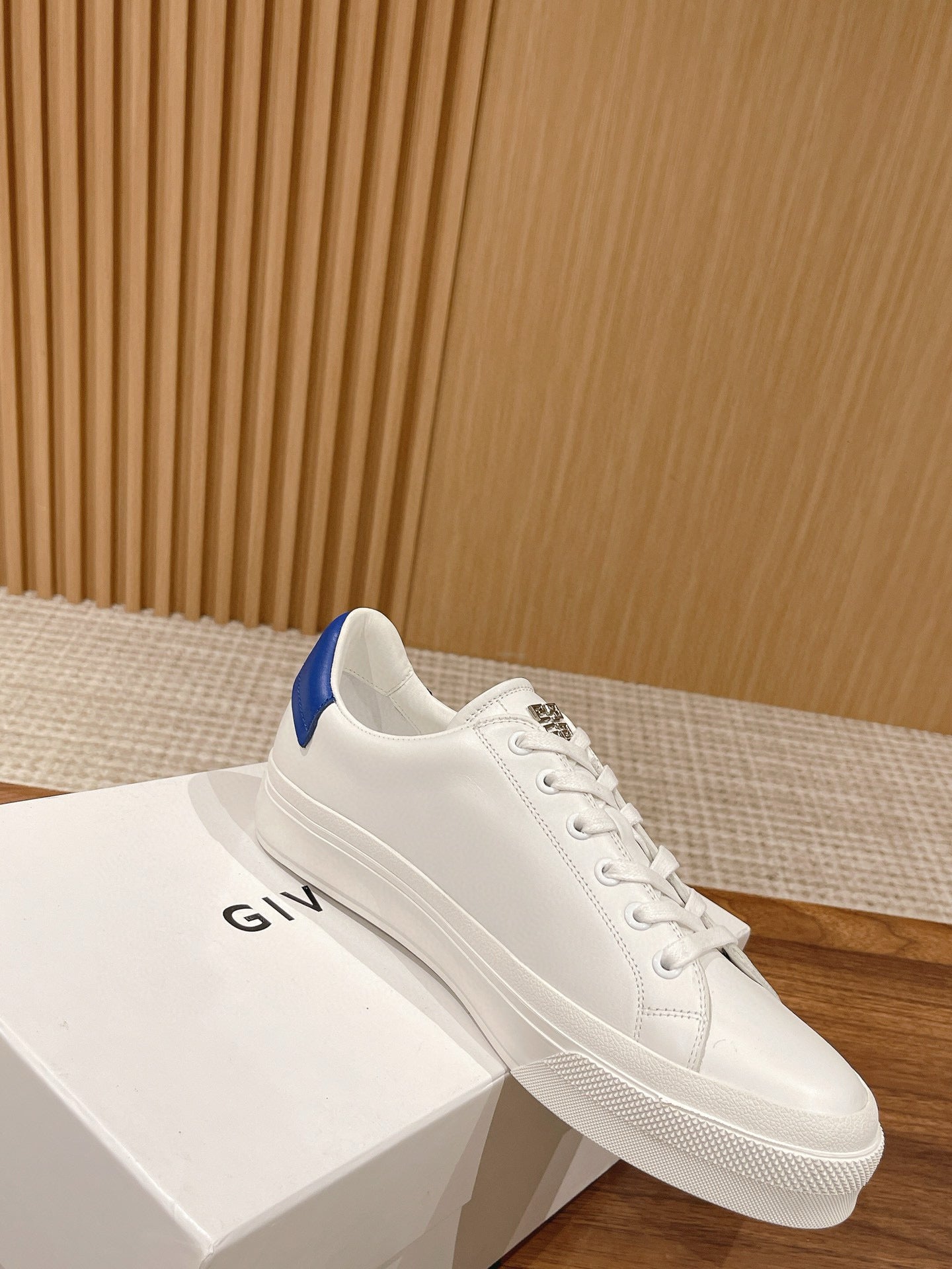 Givenchy Sneakers
