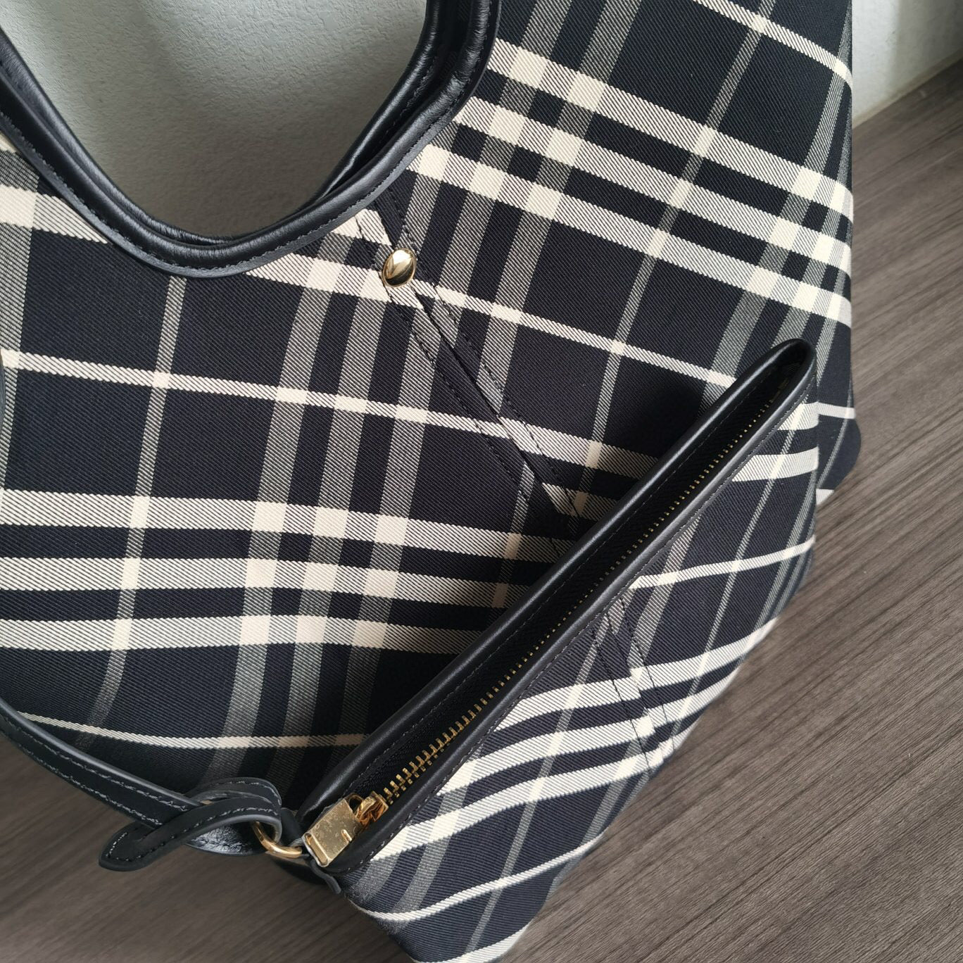 Burberry Tote