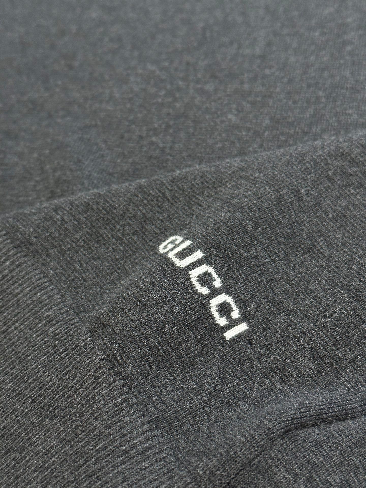 Gucci Sweater