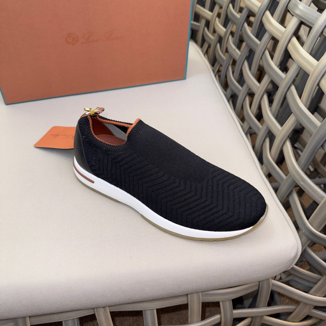 LP Sneakers