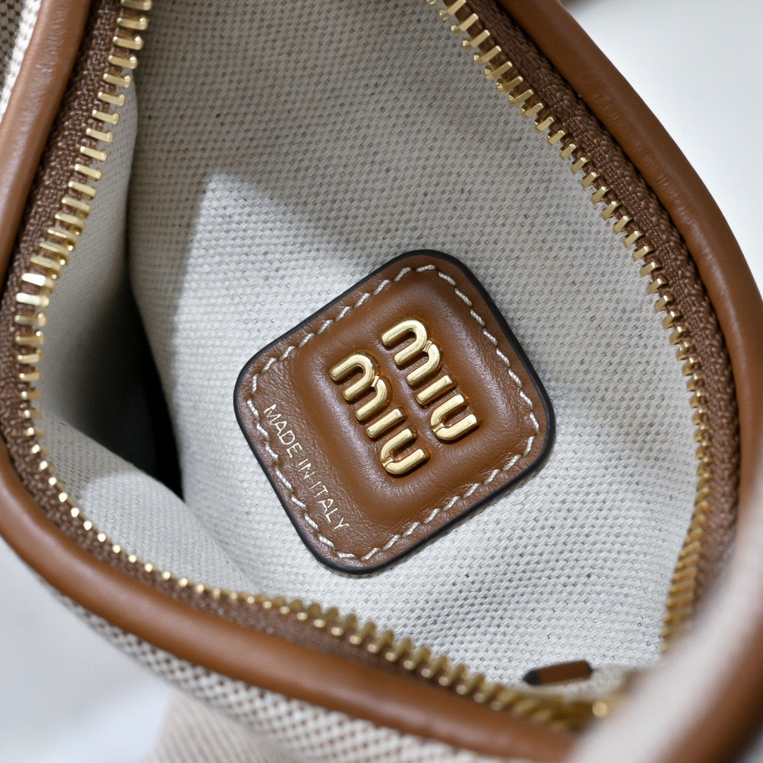 Miu Miu Wander Bag