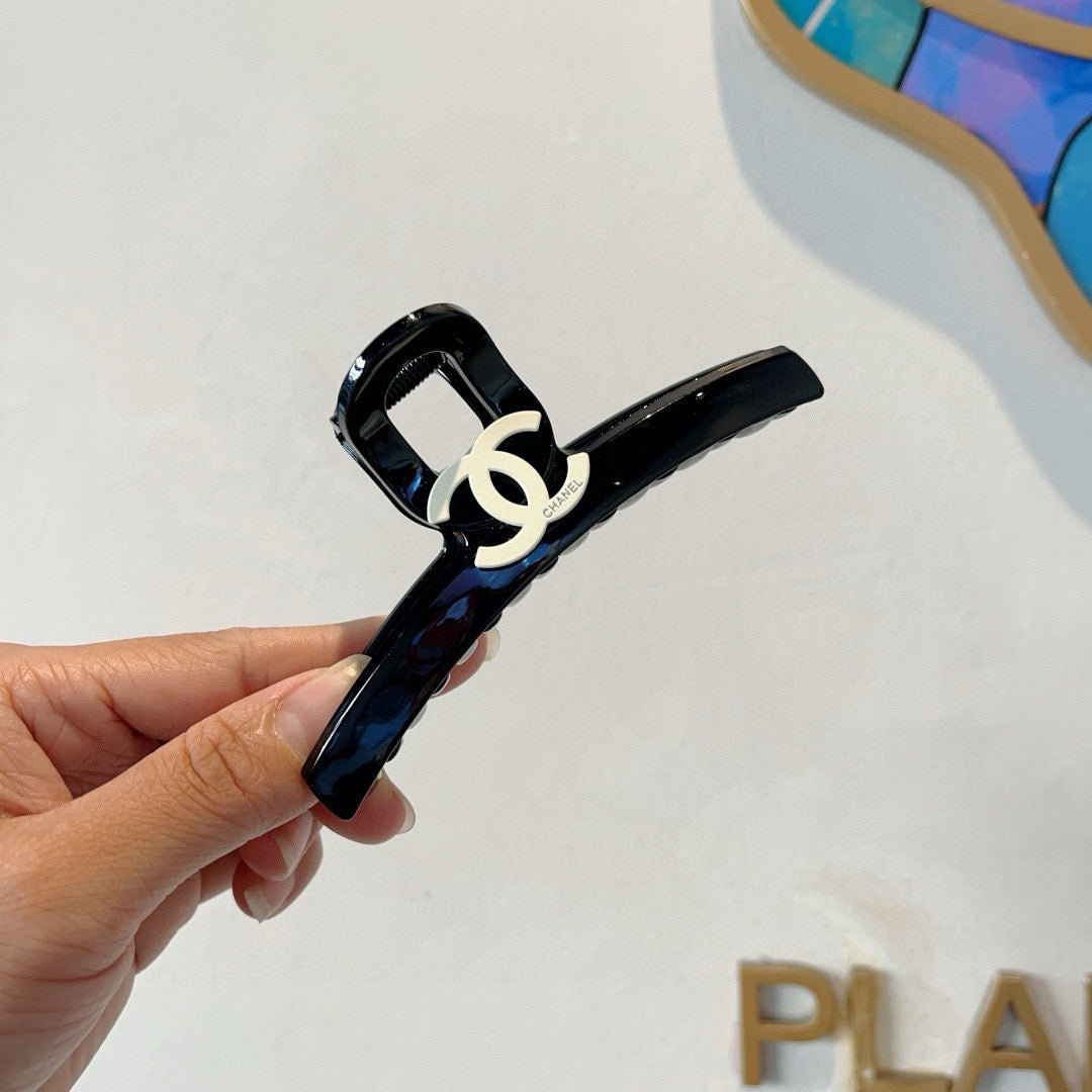 Chanel Hairpin