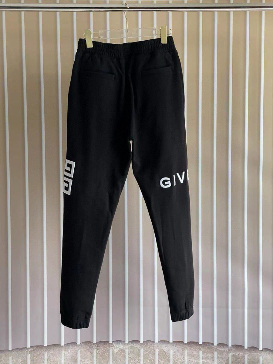 Pantalones largos GVC