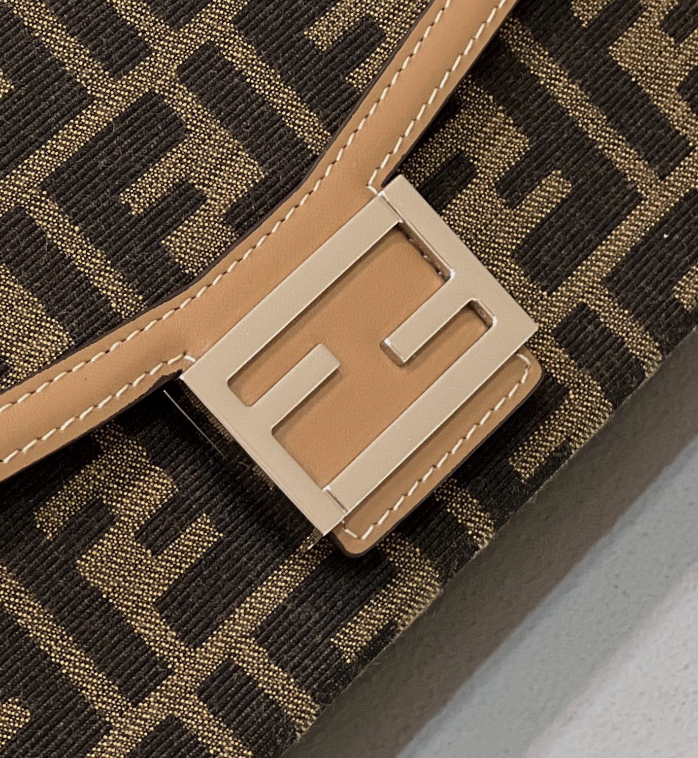 Fendi Baguette