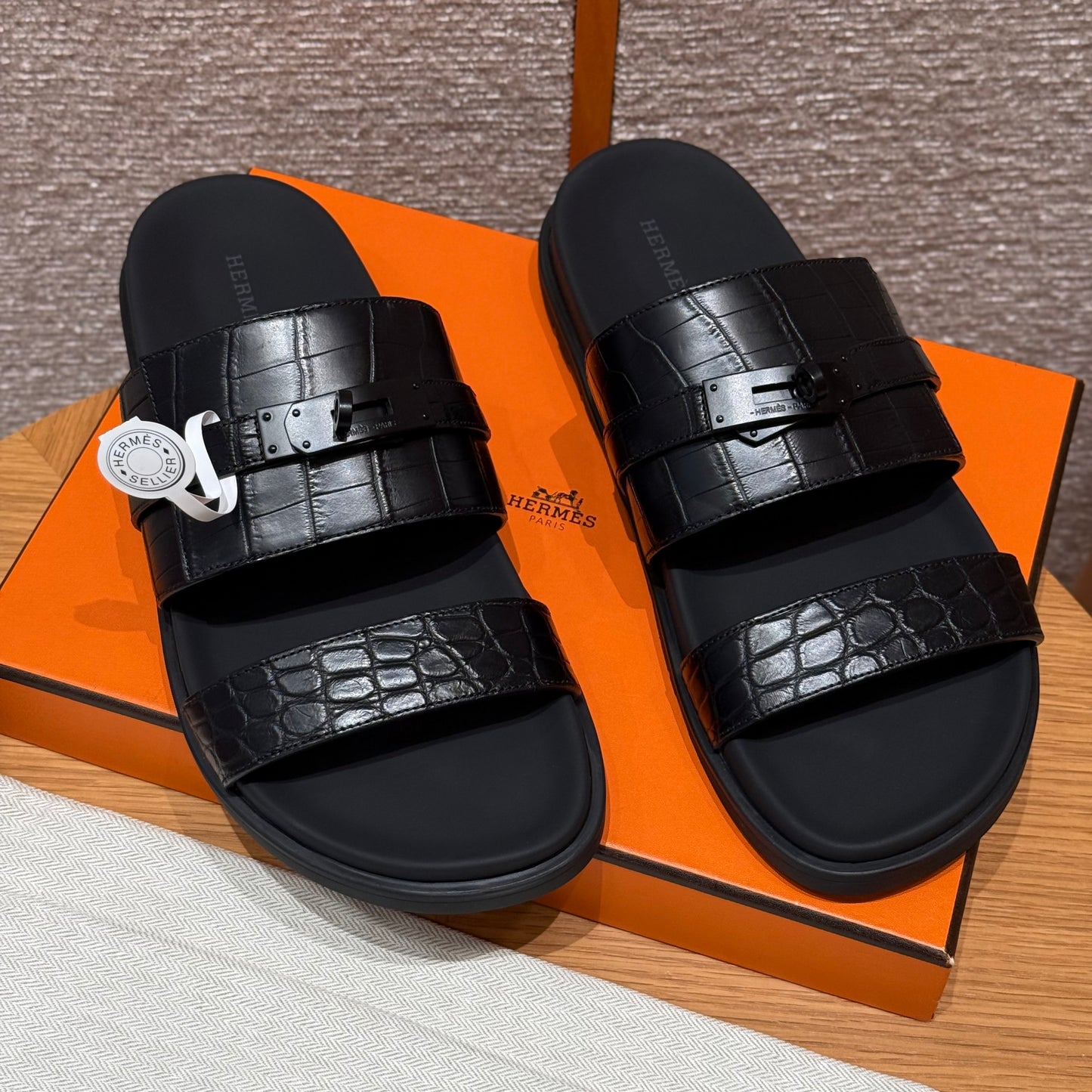 Hermes Slippers