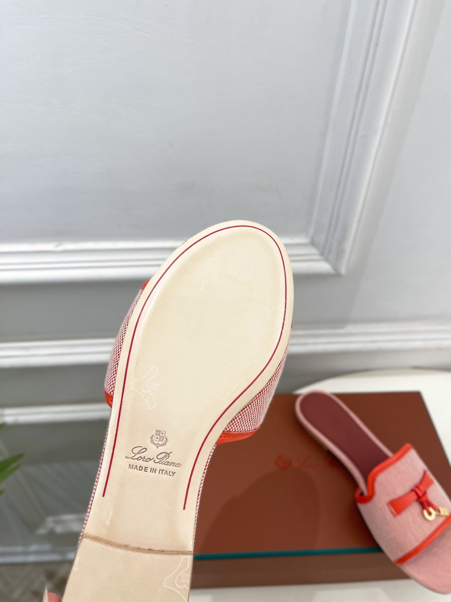 LP Sandals