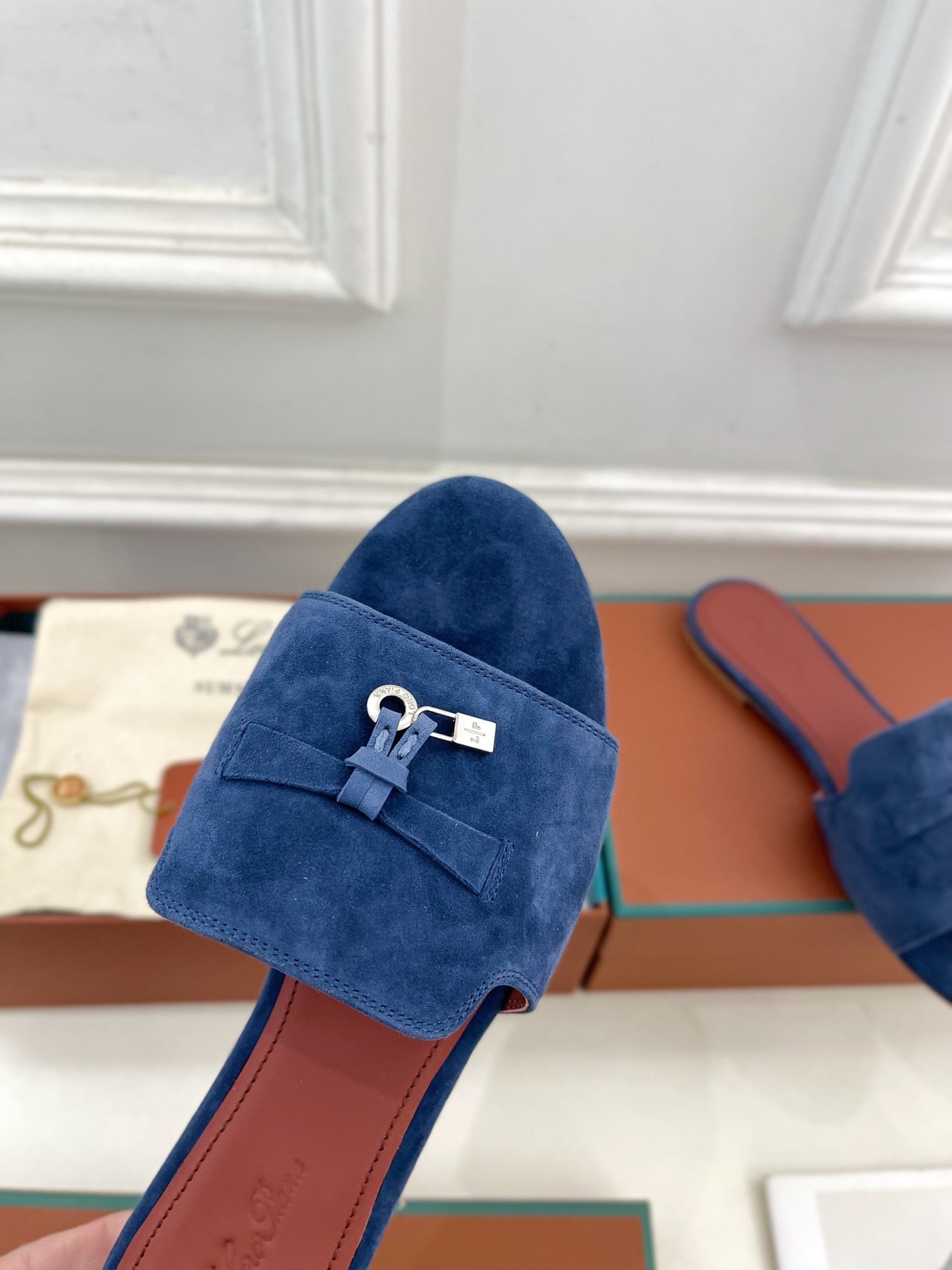 LP Sandals