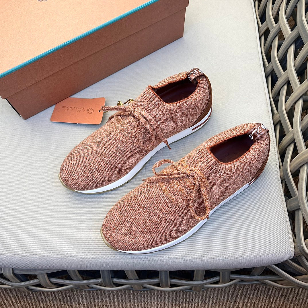 LP Sneakers