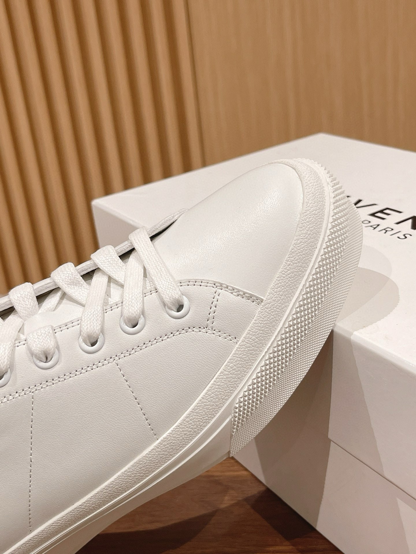 Givenchy Sneakers