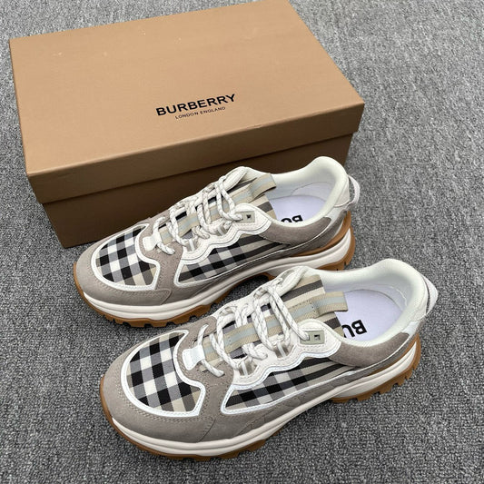 Burberry Sneakers