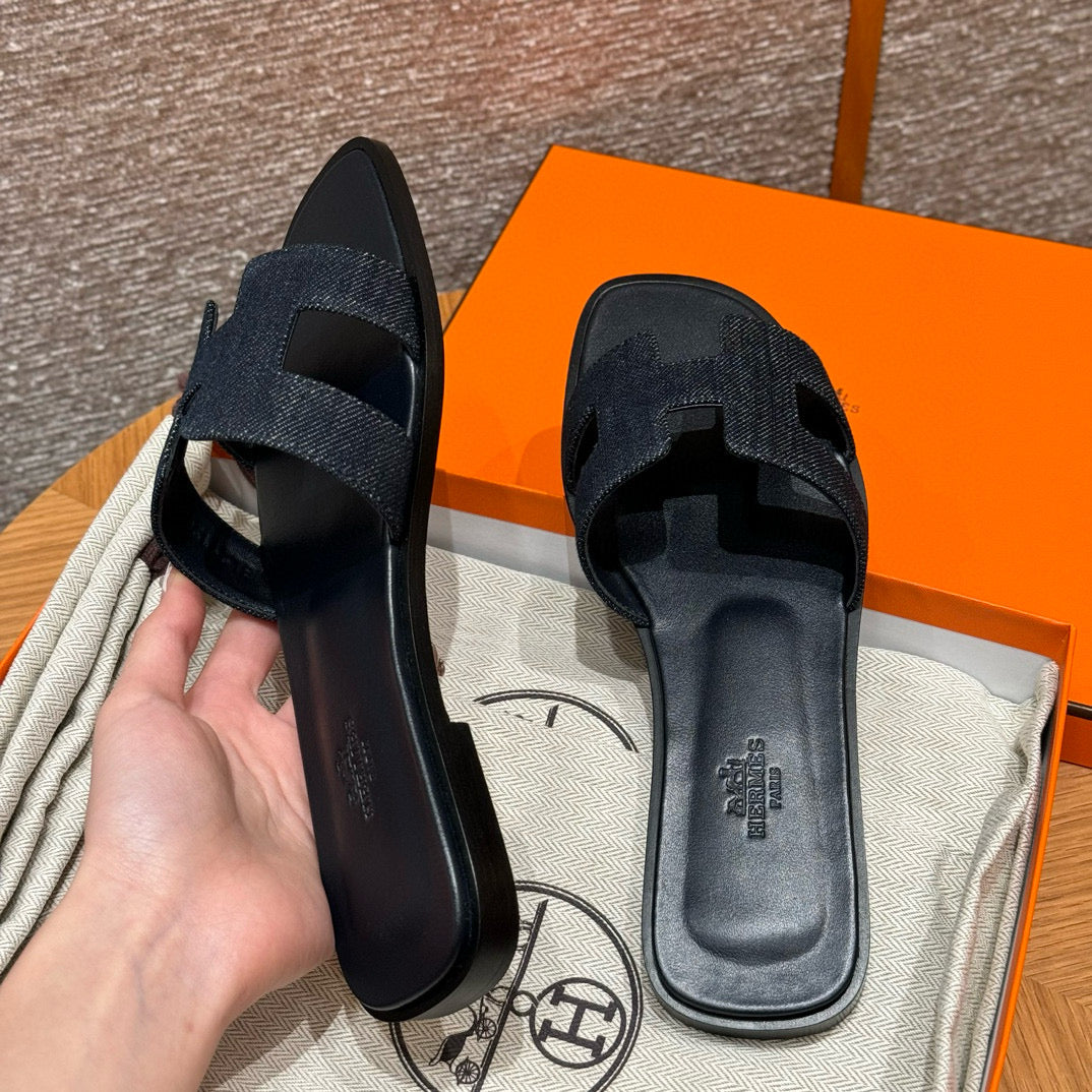 Hermes Slippers