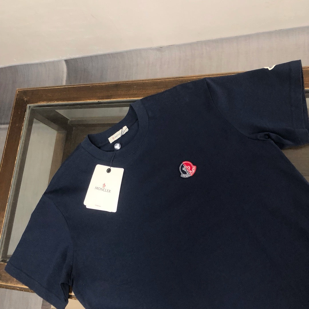 Moncler T-shirt