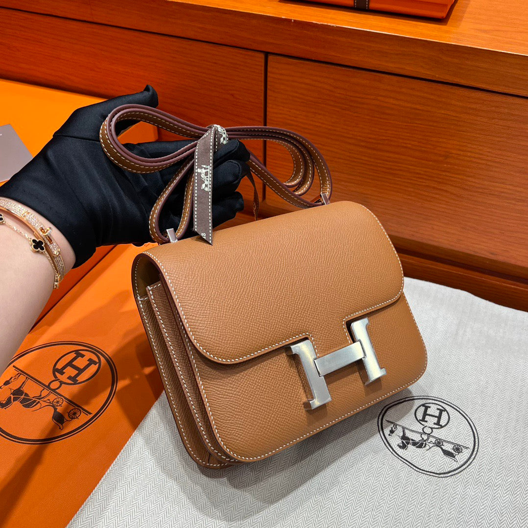 Hermes Constance 19