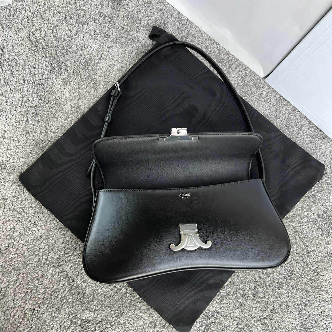 Celine Triomphe Hobo
