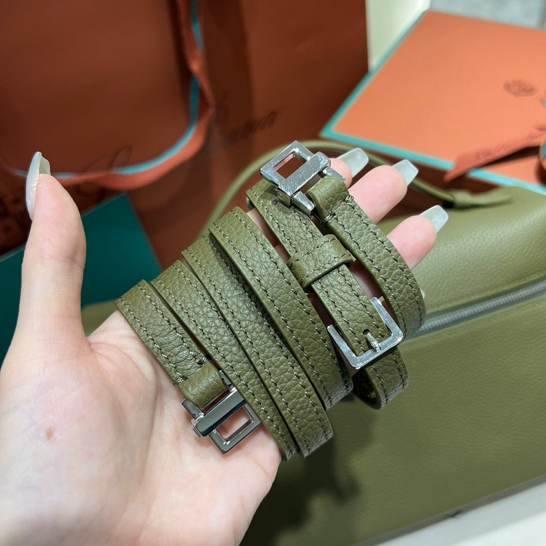LP Extra Pocket L27 Handbag