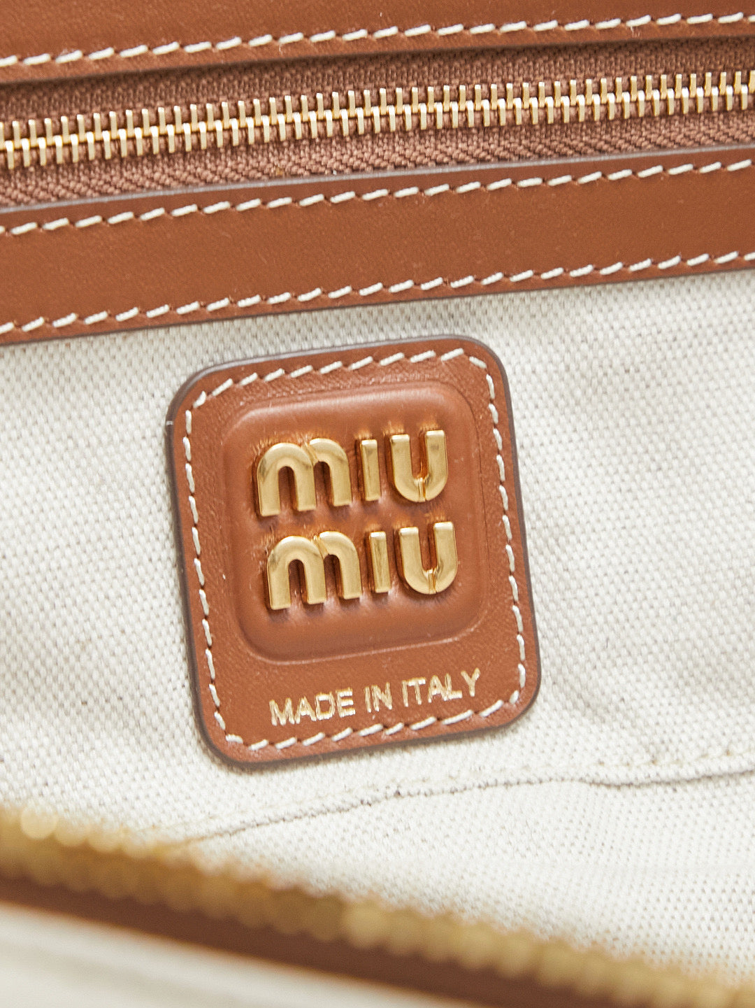 Miu Miu Bowling Bag 28x12x9cm