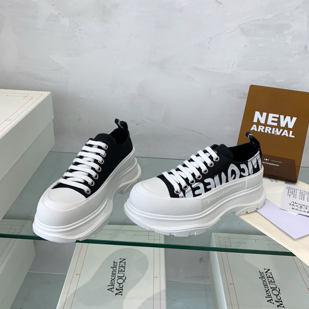 Alexander McQueen Sneakers