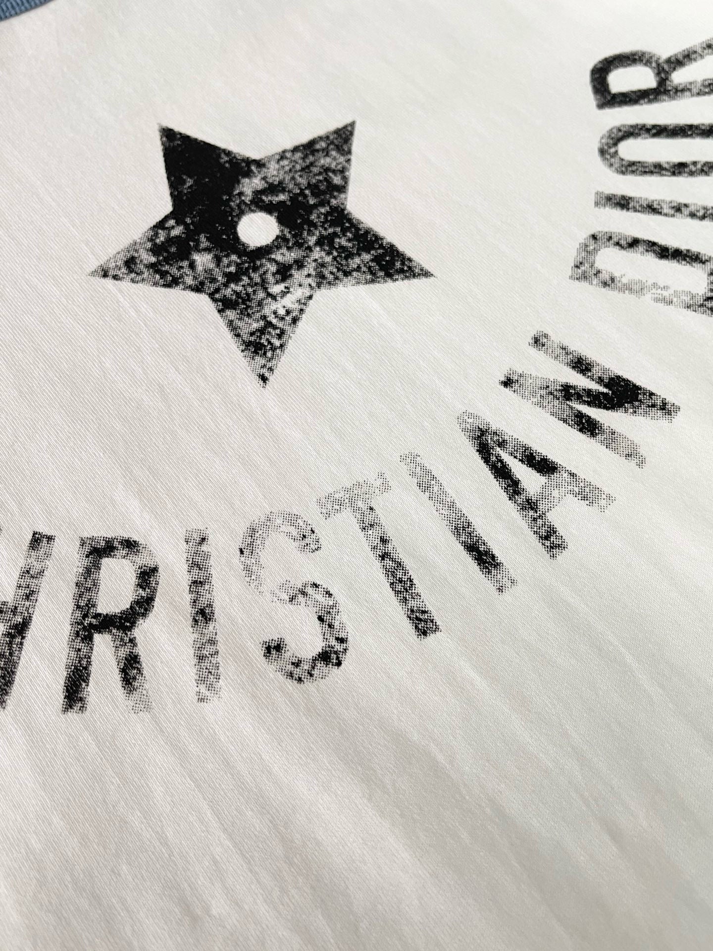 Dior T-shirt
