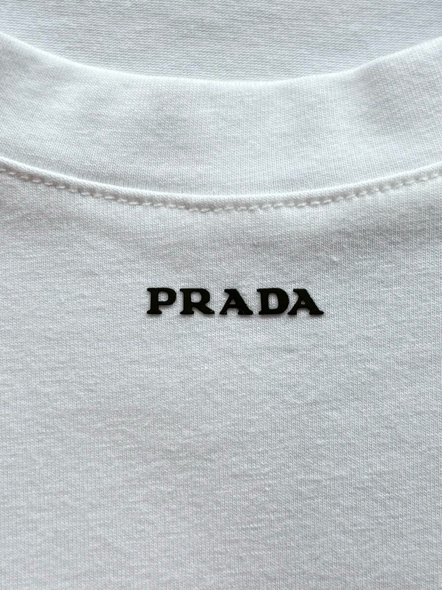 Prada T-Shirt