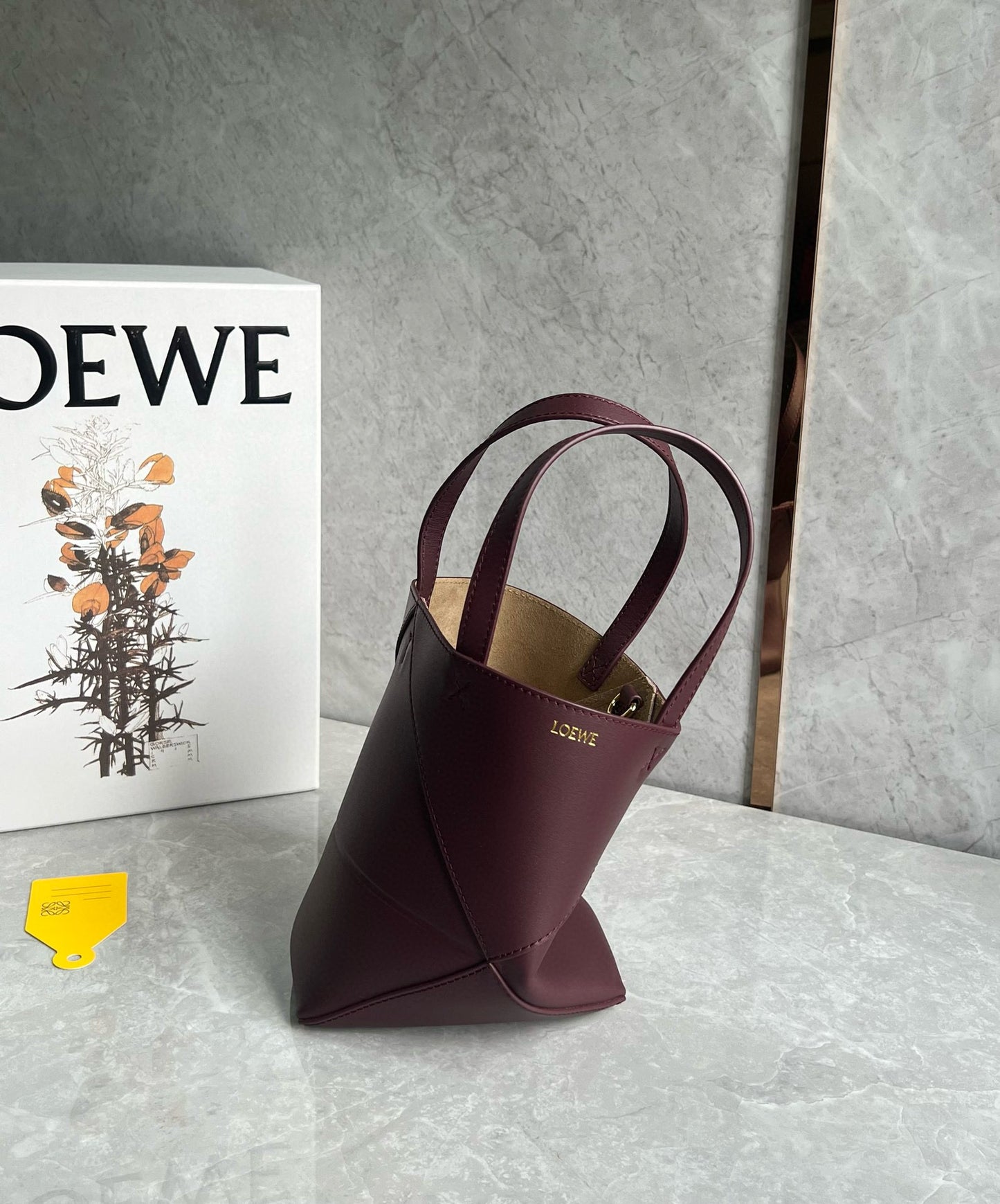 Loewe Puzzle Fold Tote Bag(20x16.5x9.5cm)