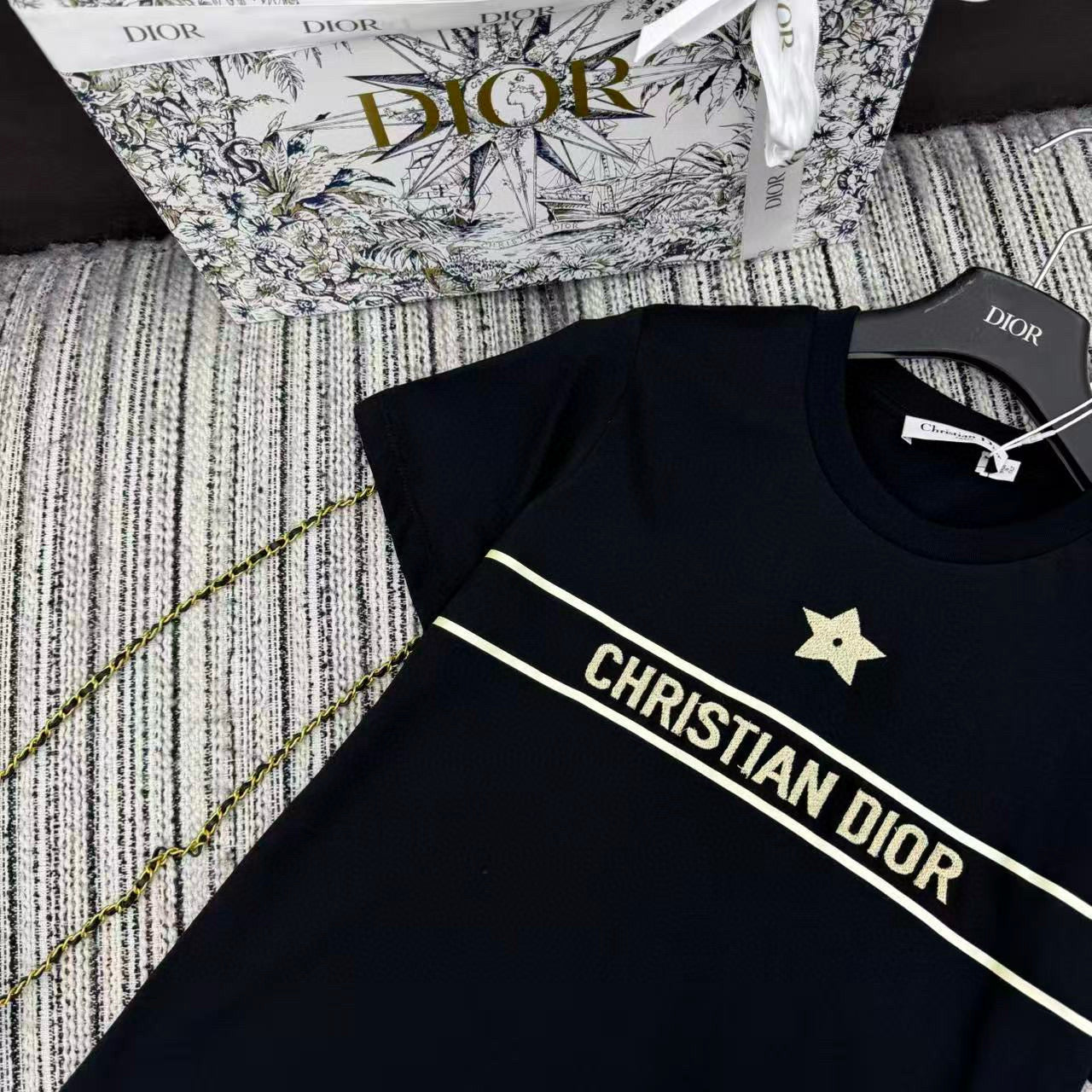 Dior T-shirt